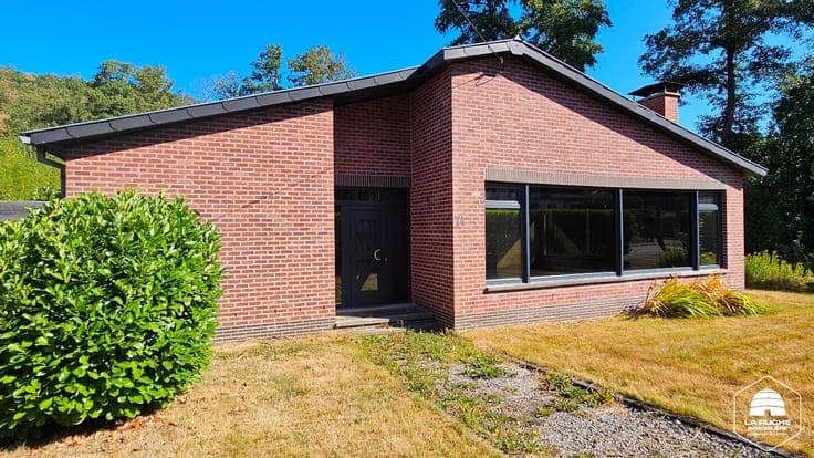 Villa plain-pied de 146m² à rénover, 3ch, garage, 7a80ca