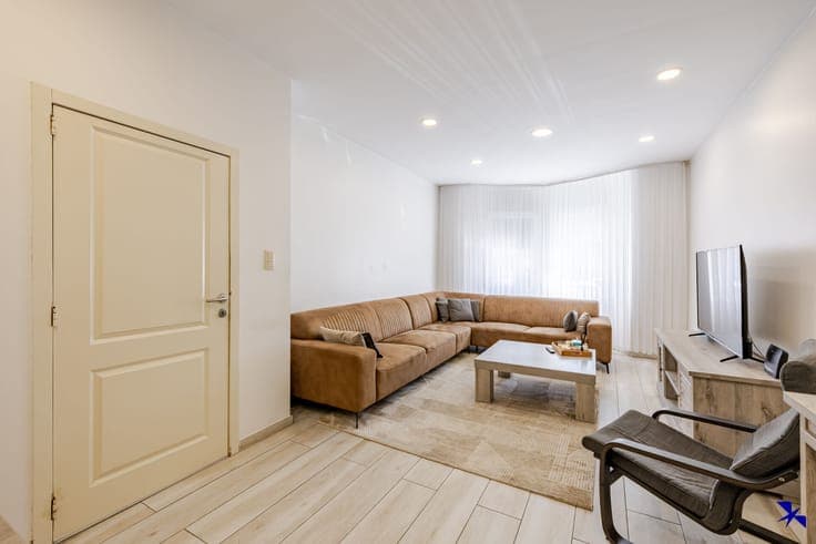 Move-in ready house with 4 bedrooms in the center of Willebr