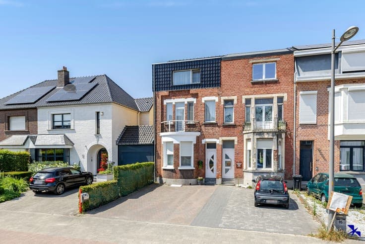 Move-in ready house with 4 bedrooms in the center of Willebr