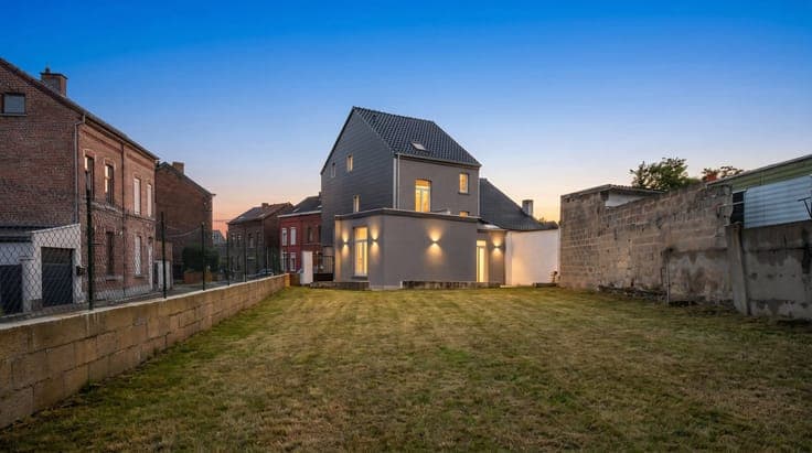 House in Binche Bray