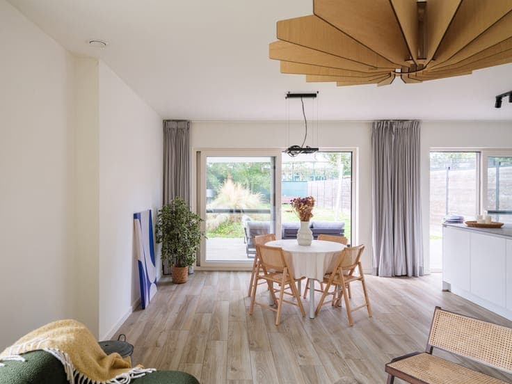 Move-in-ready and energy-efficient semi-detached home in Oos