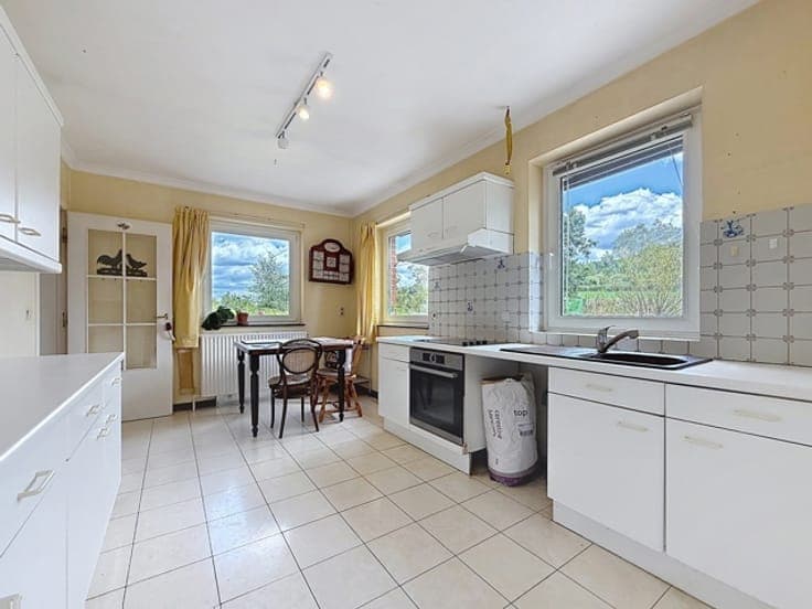 Bright home with spacious interiors and great potential