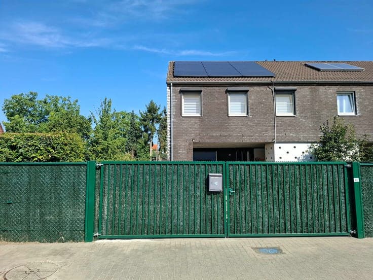 Semi-detached home with 3 bedrooms and EPC B