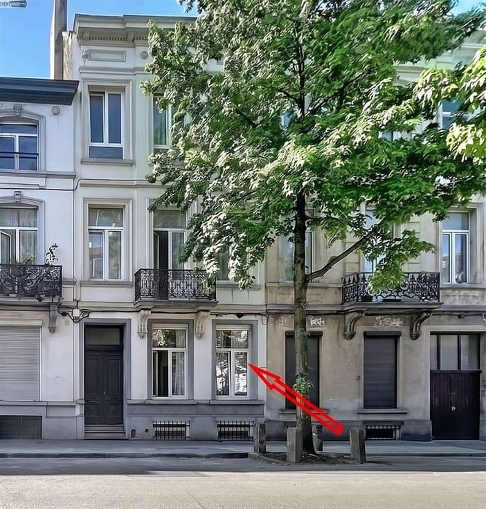 Charming house with a south-facing garden