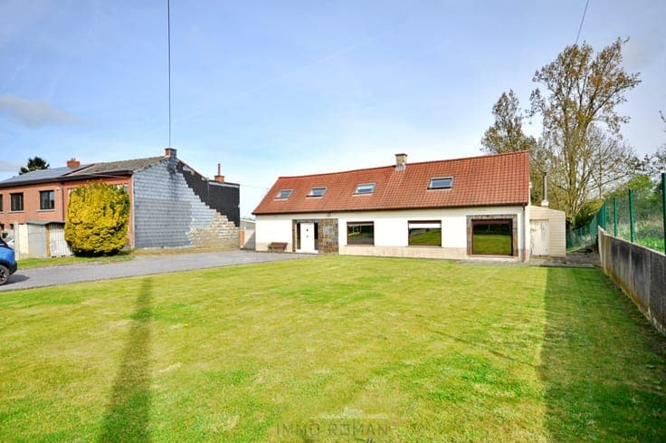 Ruime woning met landelijk zicht nabij de Hotond!
