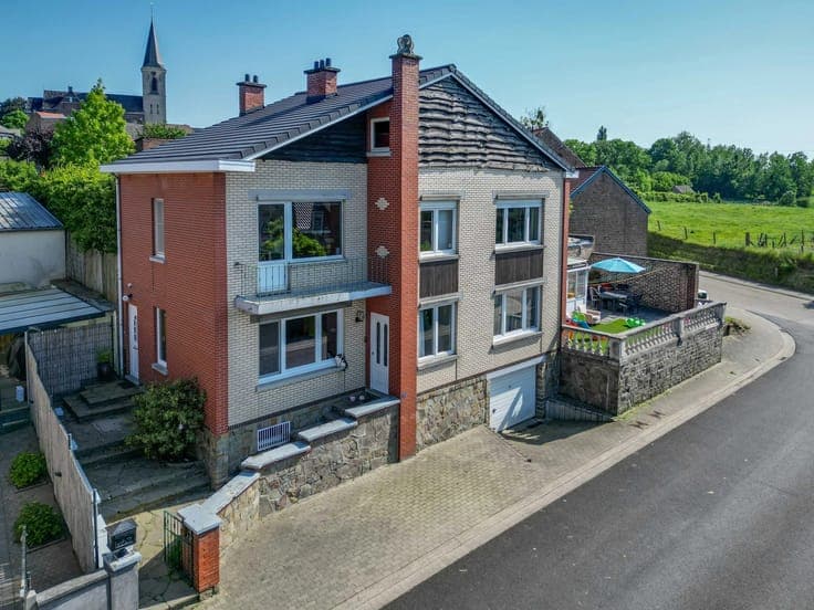 Sale - House Riemst - 270,000 €