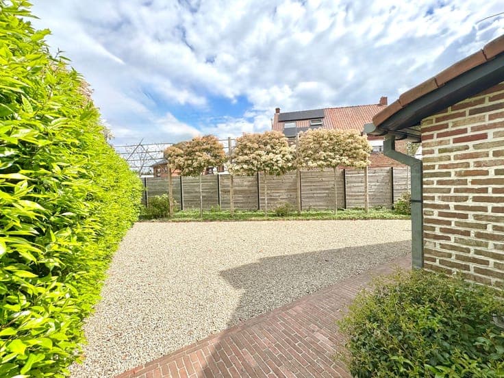 LANDELIJKE WOONST MET BIJGEBOUW | 4.620 M²