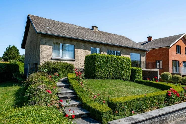 Sale - House Florennes - 319,000 €