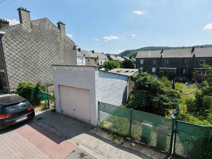 MAISON - 4CH - 2 GARAGES - PEB C