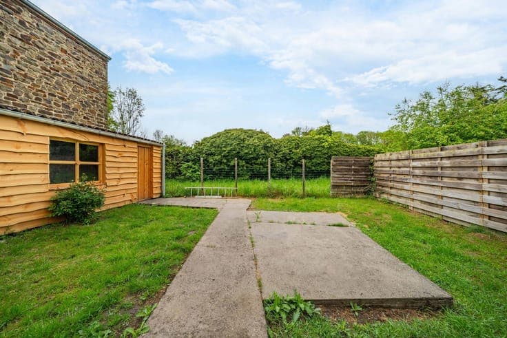 Charmante maison avec jardin située dans un environnement tr