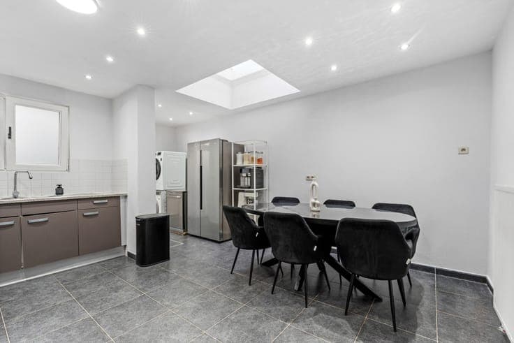 Spacious family home in Hoboken for sale