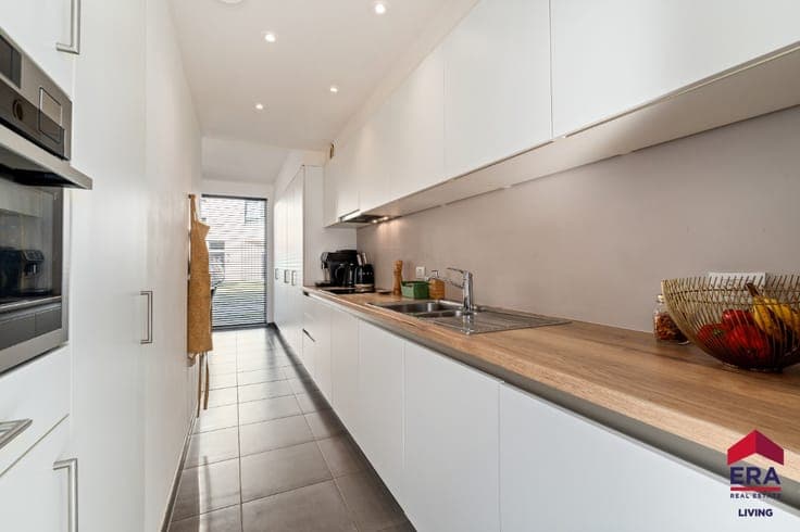 Recent low-energy home with garden, 2 terraces and parking