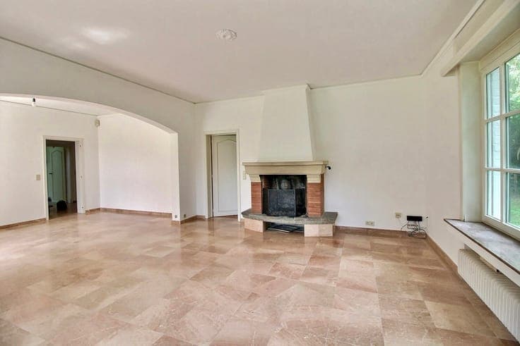 Espinette Centrale-Parvis, villa to be updated on 20 ares.