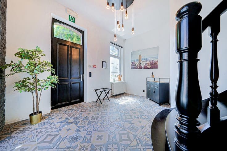 Luxury Lofts – gross yield 18.5% – exceptional potential