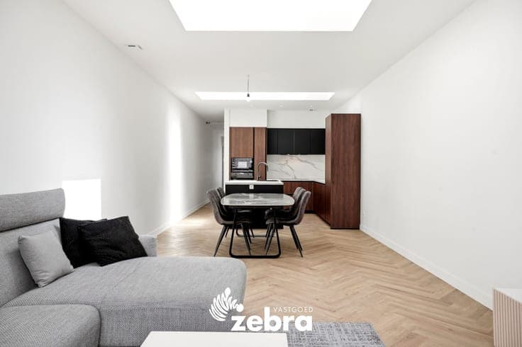 Volledig gerenoveerde woning met 3 slaapkamers, warmtepom...