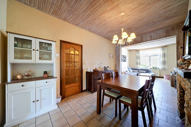 Maison 3 chambres + bureau avec piscine