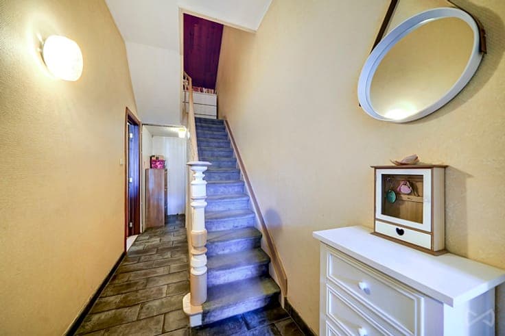 Maison 3 chambres + bureau avec piscine