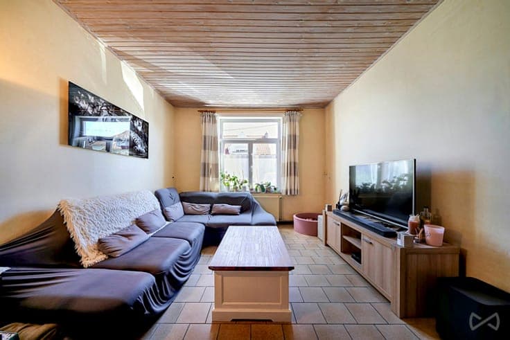 Maison 3 chambres + bureau avec piscine