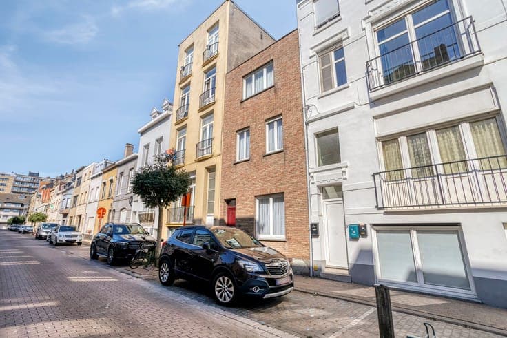 Luxurious very spacious home for sale