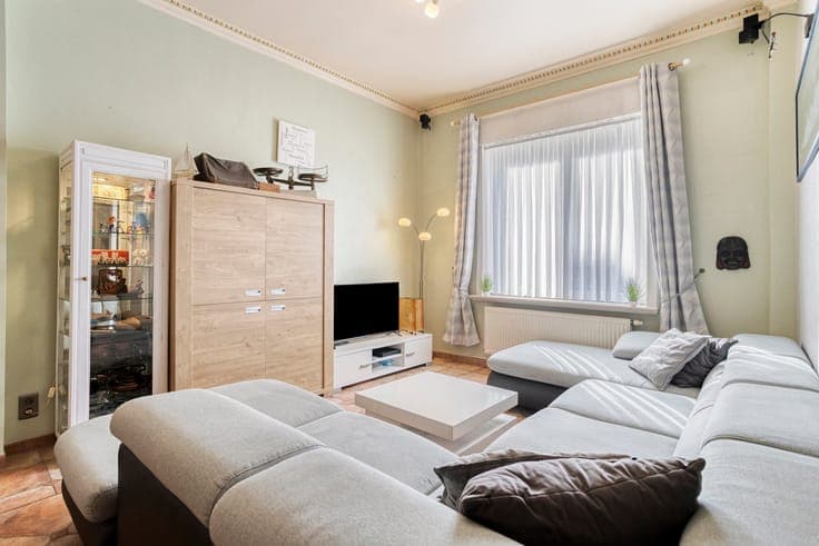 Luxurious very spacious home for sale