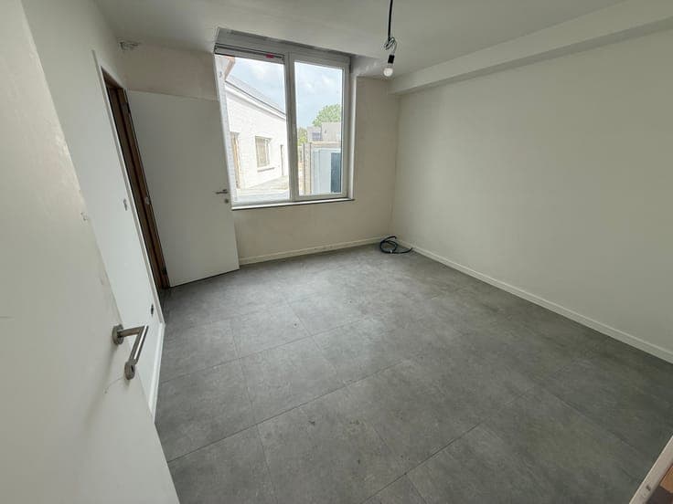 Volledig gerenoveerde woning in hartje Zarren