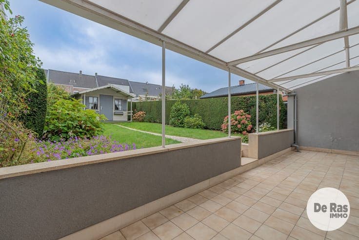 HERZELE- Gezinswoning met 4 slaapkamers en zuidgerichte tuin