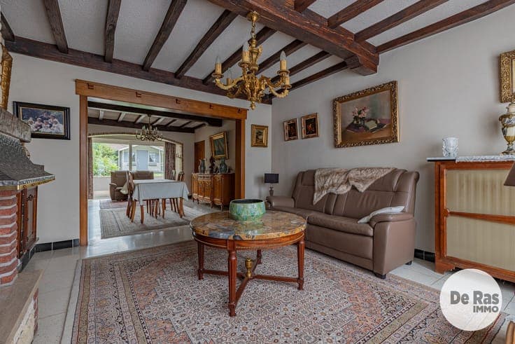 HERZELE- Gezinswoning met 4 slaapkamers en zuidgerichte tuin