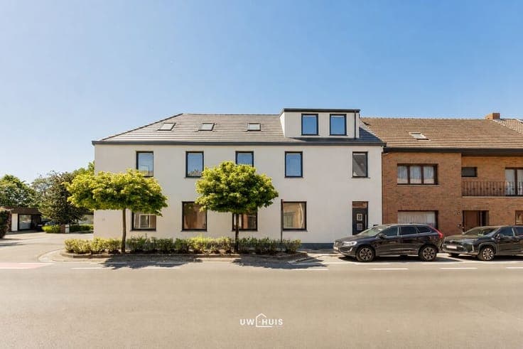 Exclusive live-work combination in a central location Hamme