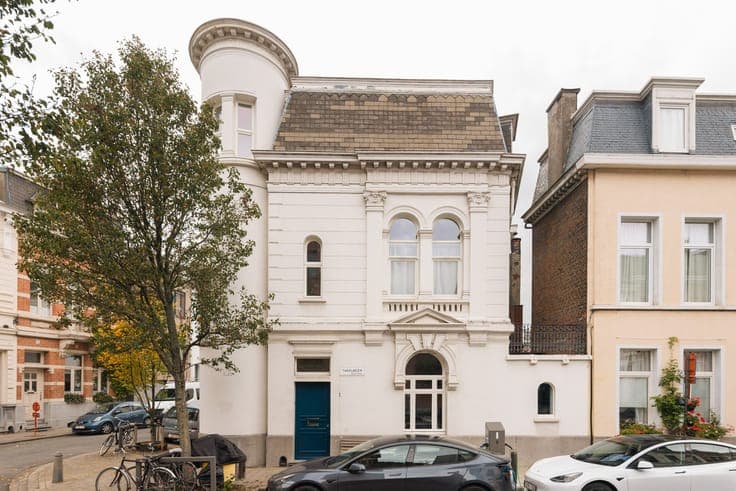 Wonen in een beschermde hoekwoning van Jos Bascourt uit 1...