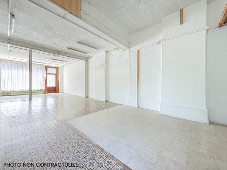 285 m², commerce + logement 2 chs + jardin 🌳 à Herstal !