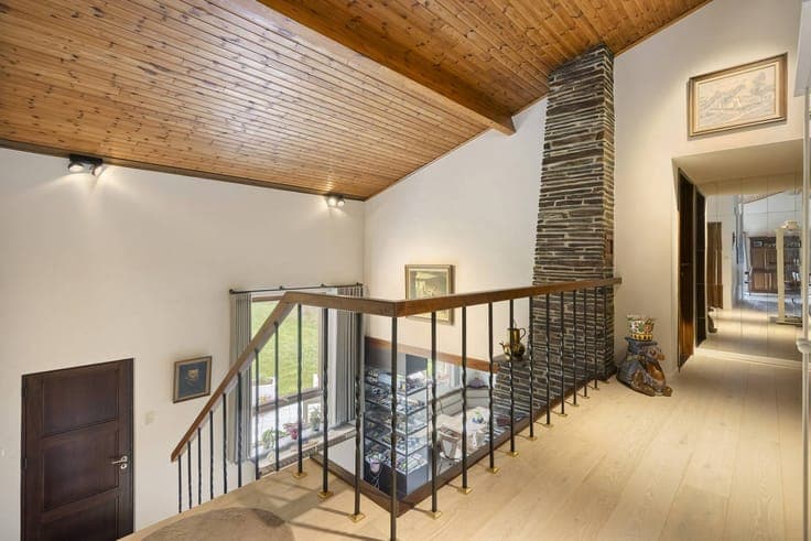 Villa on a spacious plot in Ronse for sale!