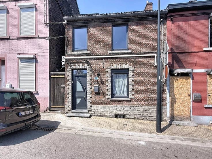 Sale - House Charleroi - 259,000 €