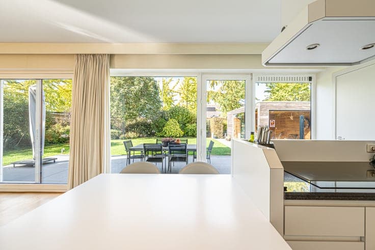 Move-in ready open house with 4 bedrooms, garden with outbu
