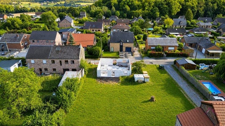TERRAIN AVEC PROJET DE CONSTRUCTION