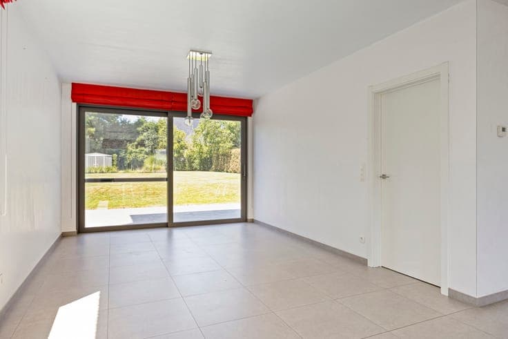 Spacious, energy-efficient and move-in-ready villa in Wemmel