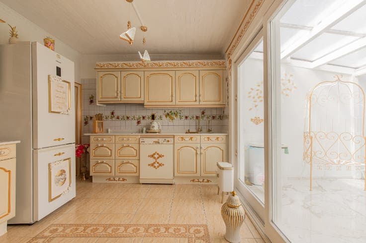 Ruime moderne gezinswoning met 4 slaapkamers en gezellige...