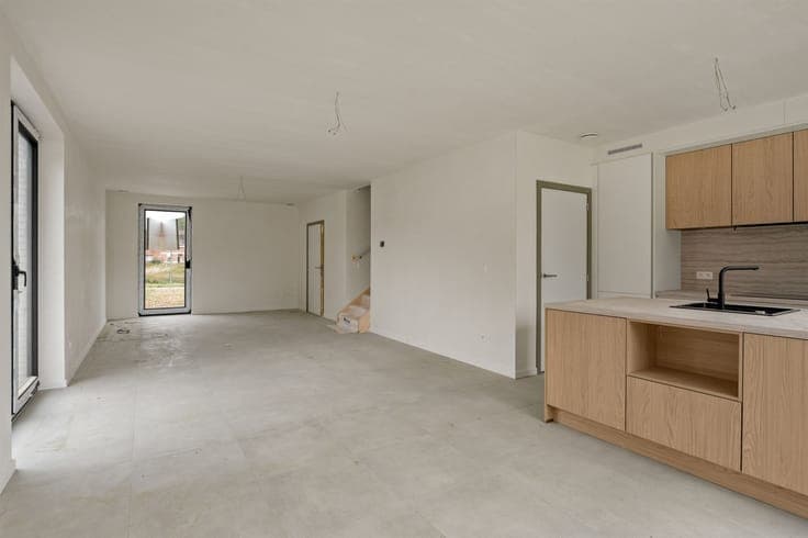 Beautiful residential project with carport and garden shed