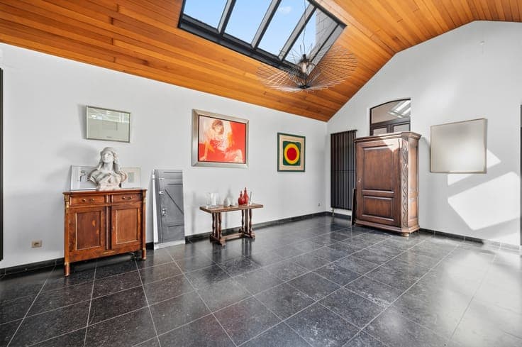 Authentic farmhouse with character in rural Hoegaarden