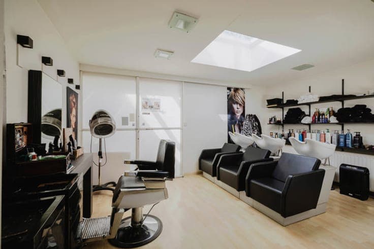 House for sale in the centre of St-Dns-Westrem
