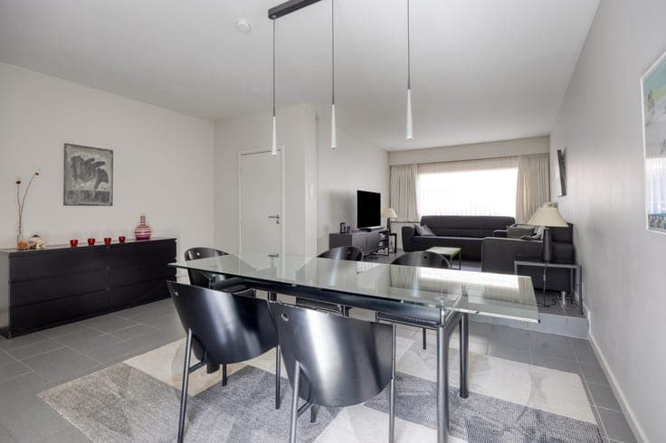 Instapklare woning met gezellige leefruimtes en zonnige tuin