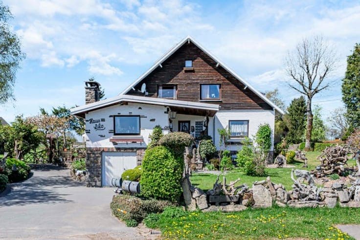 Spacious single-family home divided into 3 units