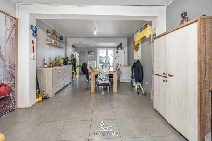 Property to refresh in a prime location in Harelbeke
