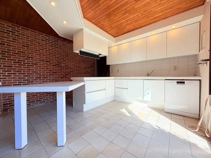 Alleenstaande woning op een perceel van 2.254 m²