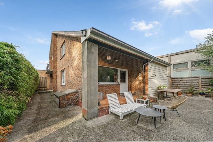 Beersel– Stunning 233m² villa – 3 bedrooms + potential for a