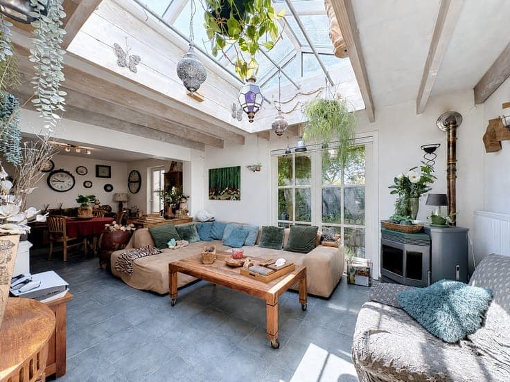 Family home with 3 to 4 bedrooms for sale in Begijnendijk