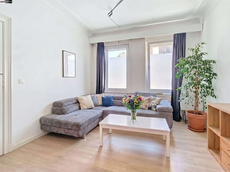 Family house 5 bed - 210 sqm - courtyard - Schaerbeek