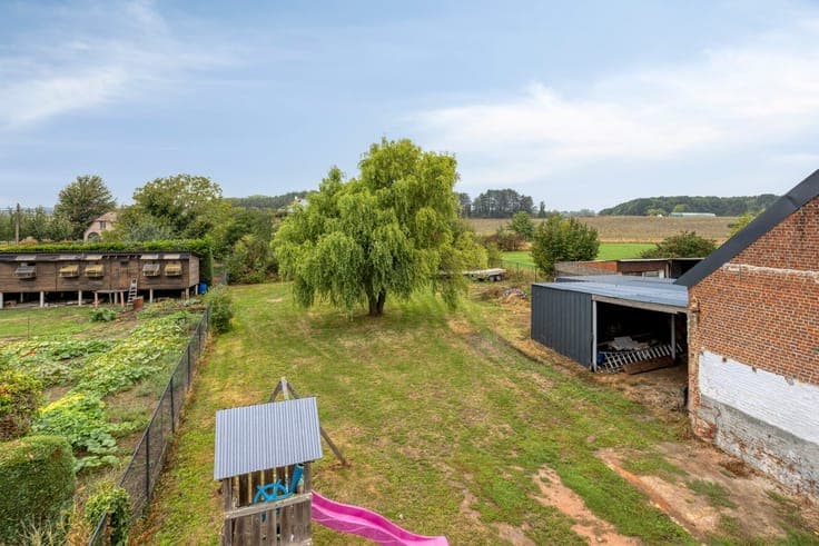 Ruime woning met tuin