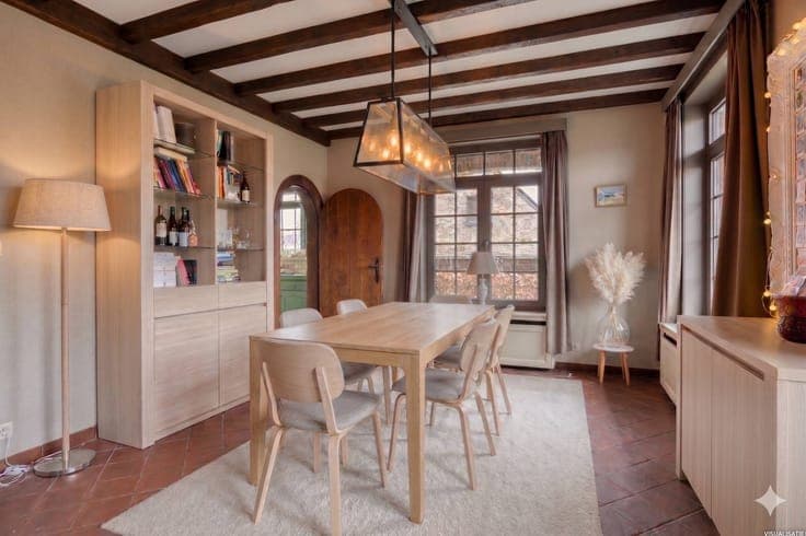 Charming family home in a prime location for sale in Eeklo