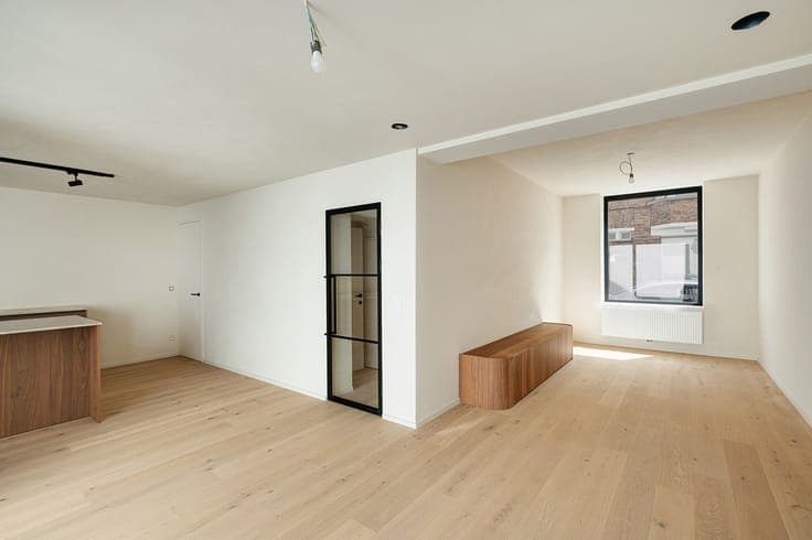 Energiezuinige gerenoveerde woning met 4 slaapkamers te k...