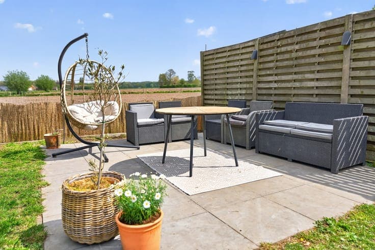 A modern semi-detached house between Gistel and Koekelare...
